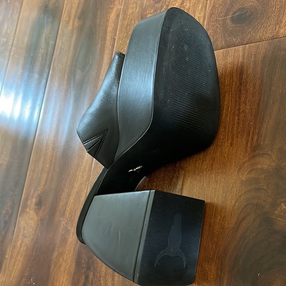 Windsor smith black mule platform size 8 - Picture 4 of 4